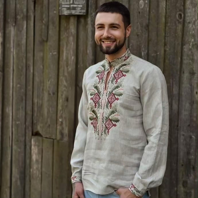 Embroidered men’s vyshyvanka/..чоловіча вишиванка