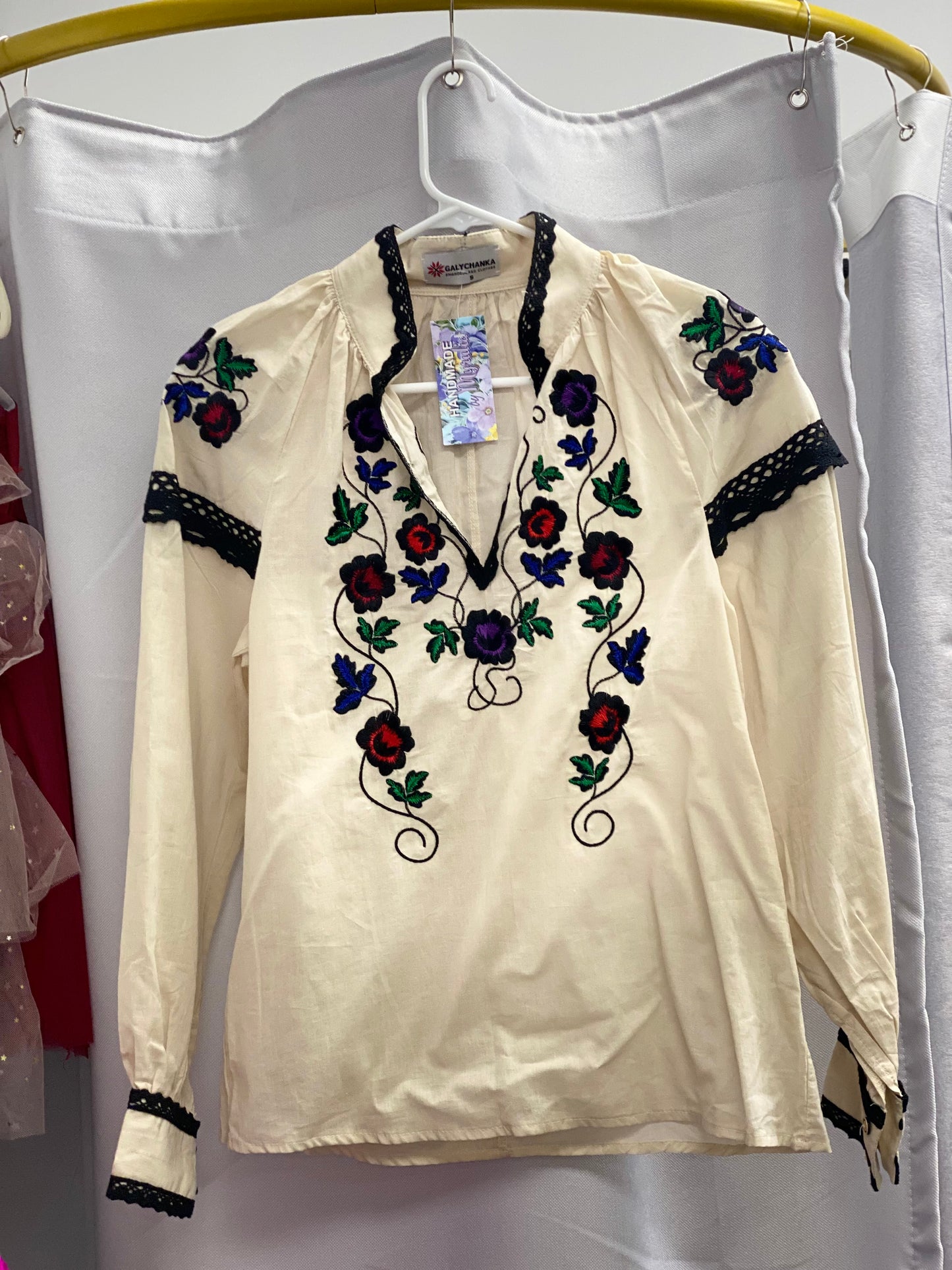 Embroidered blouse