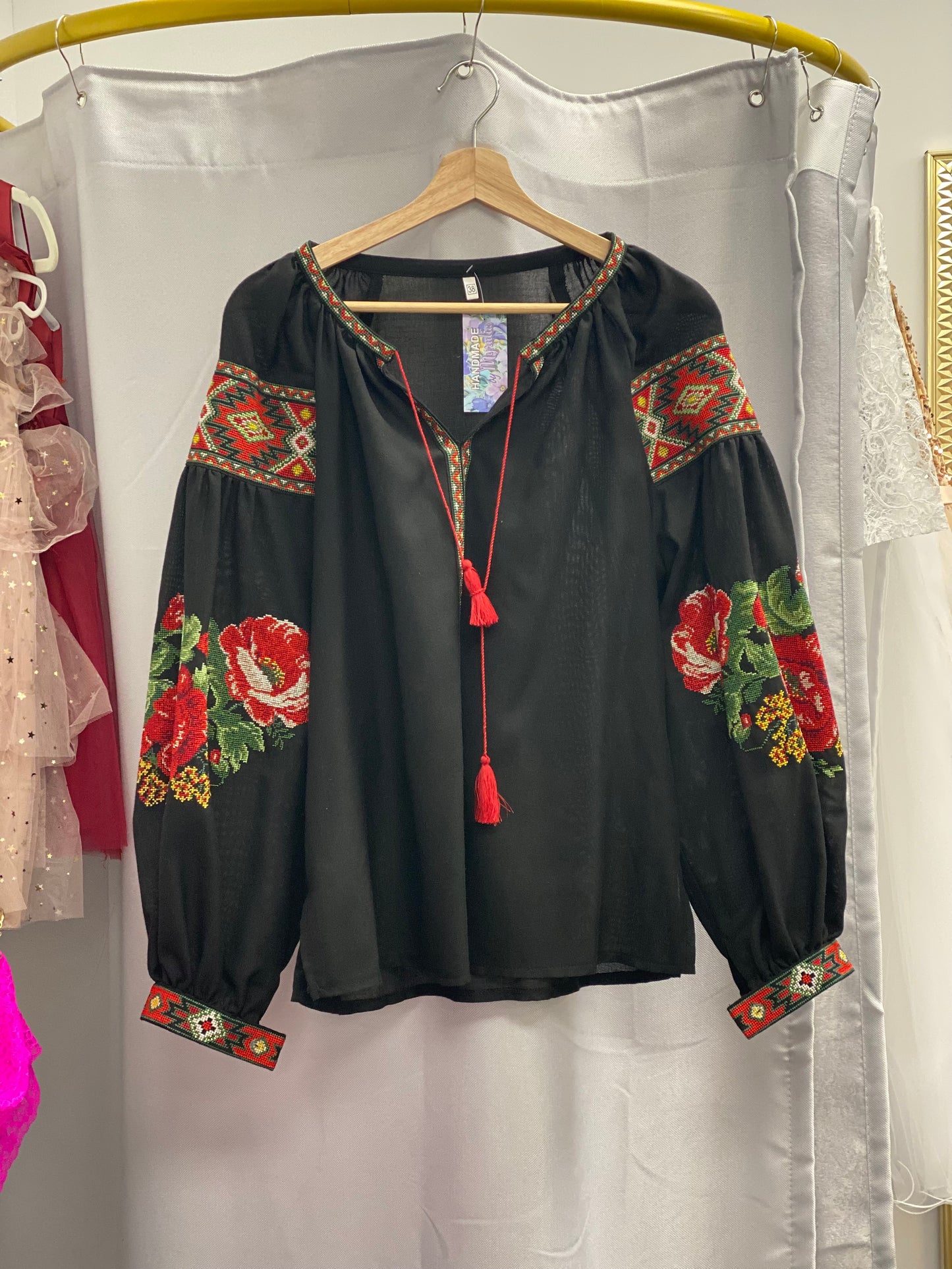 Embroidered blouse/..жіноча вишиванка