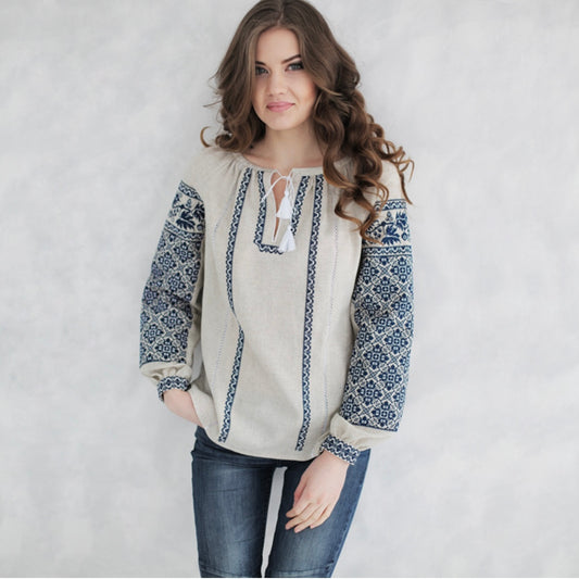 Embroidered blouse/..жіноча вишиванка