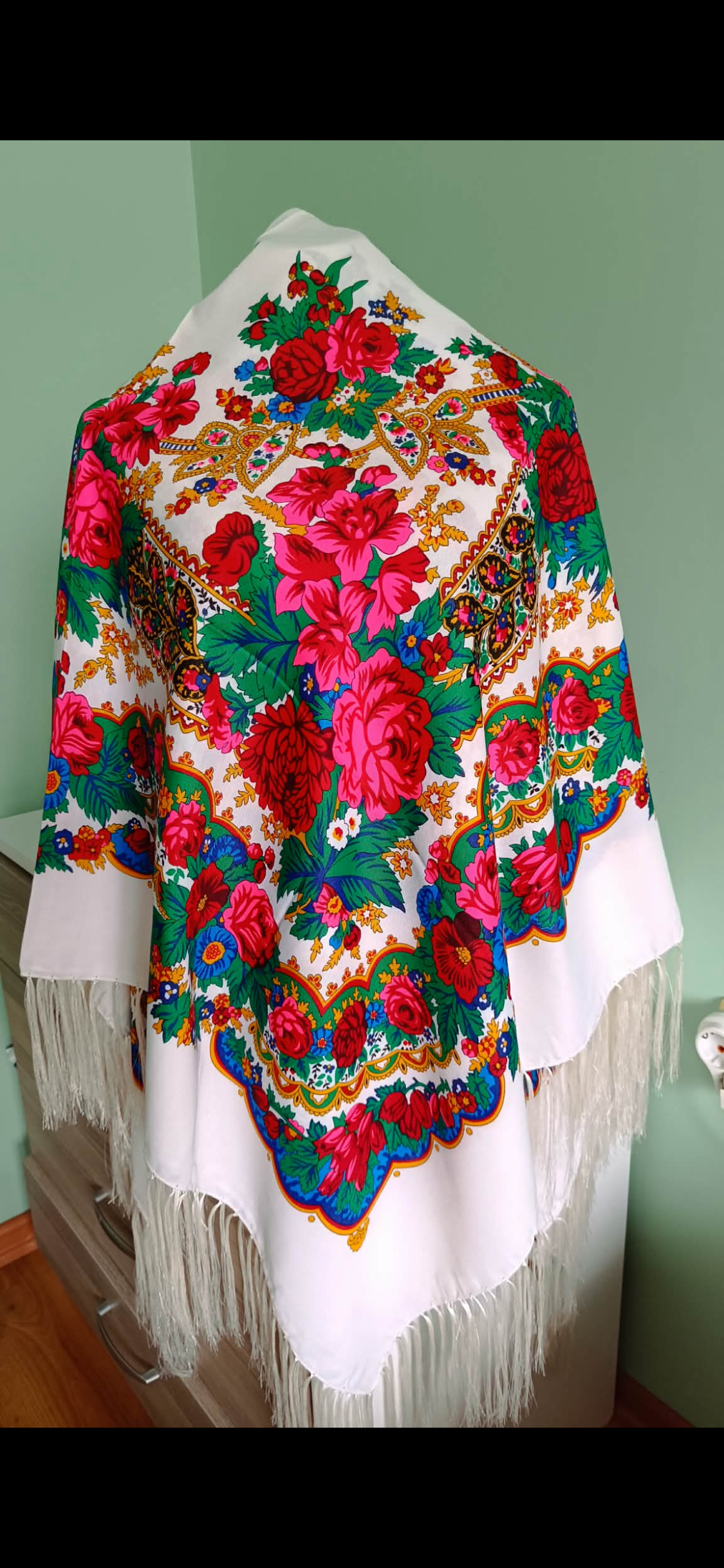 Embroidered scarf/ …хустина шальова