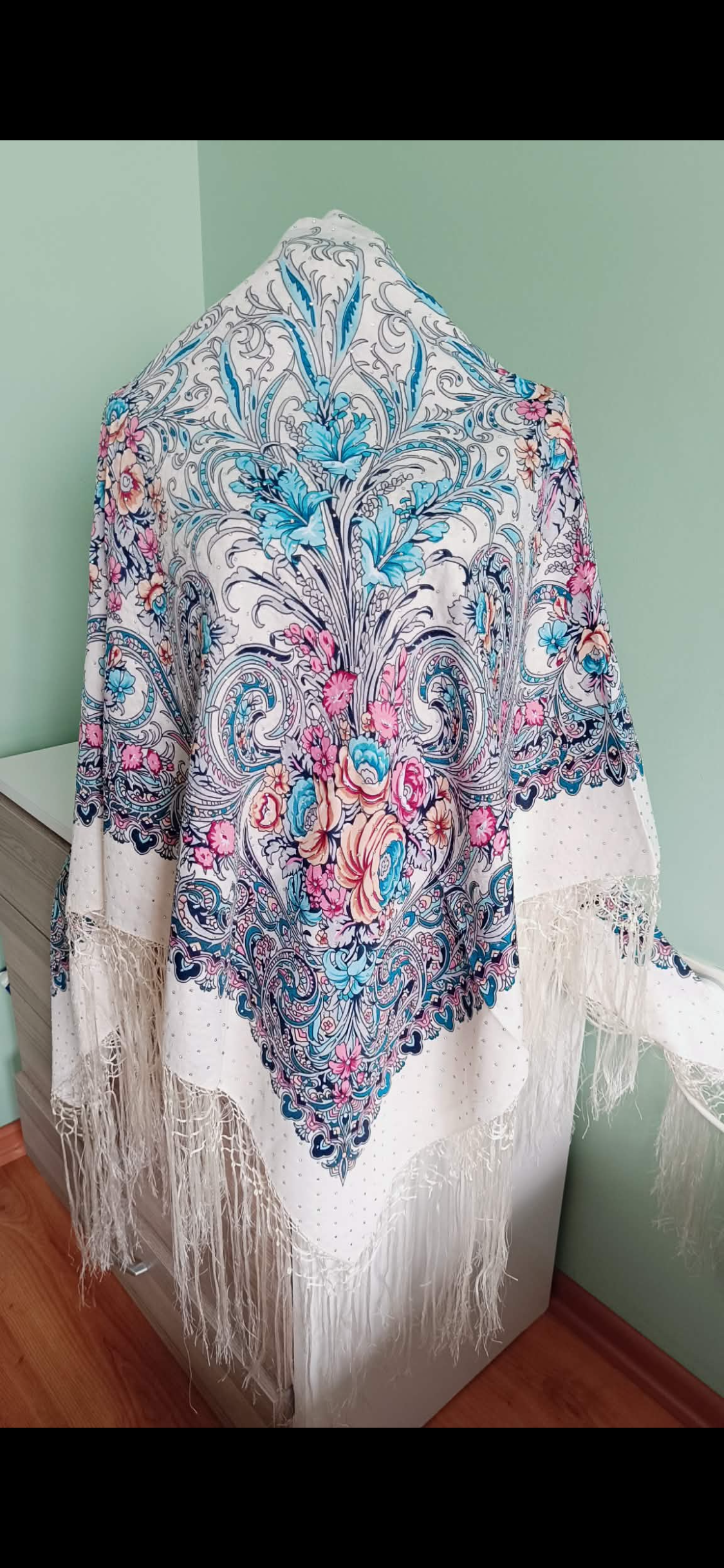 Embroidered scarf/ шальова хустина з камінцями