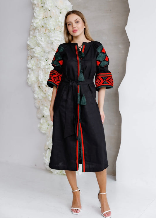 Embroidered dress/…Сукня вишита