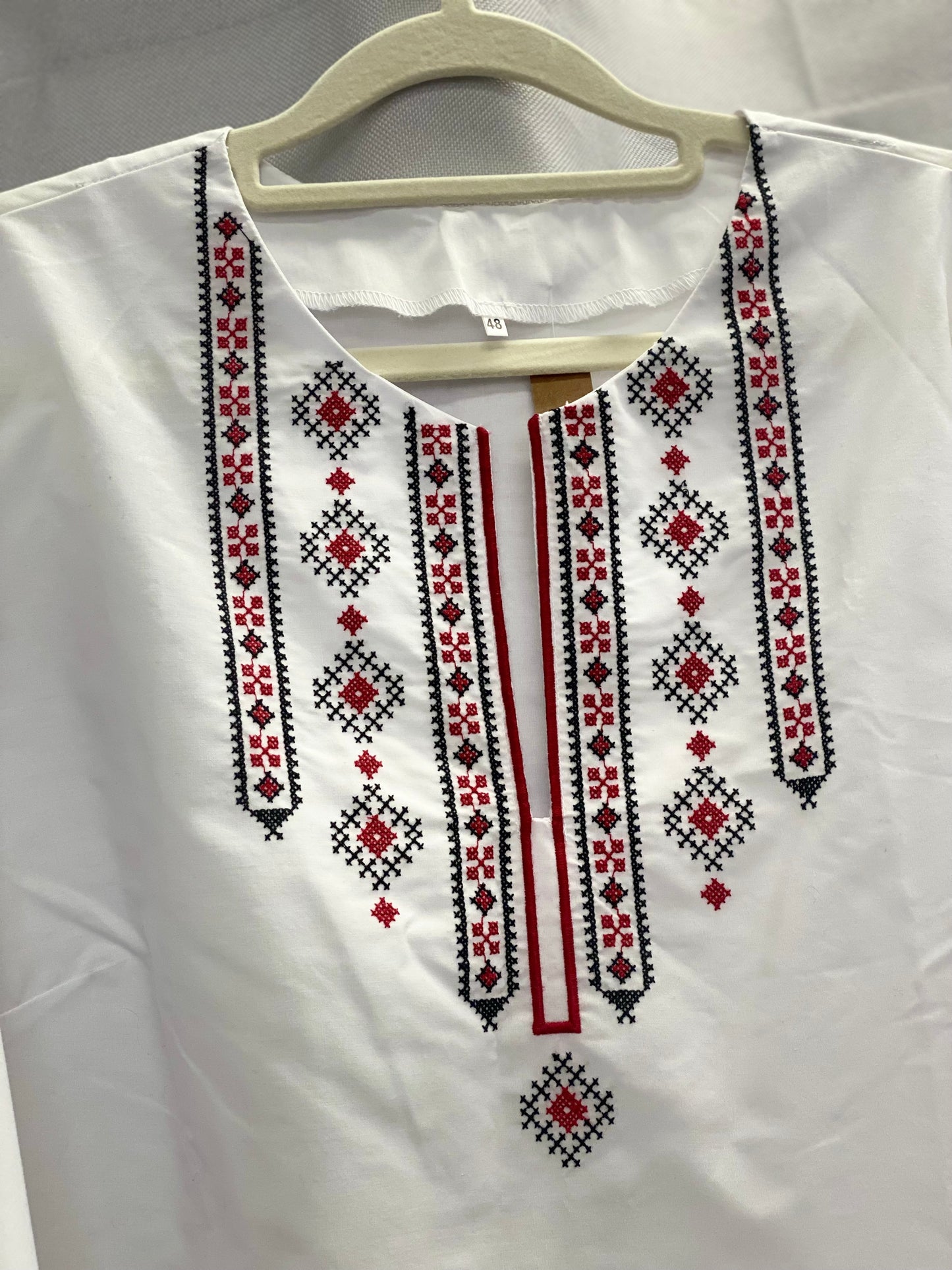 Вишиванка жіноча