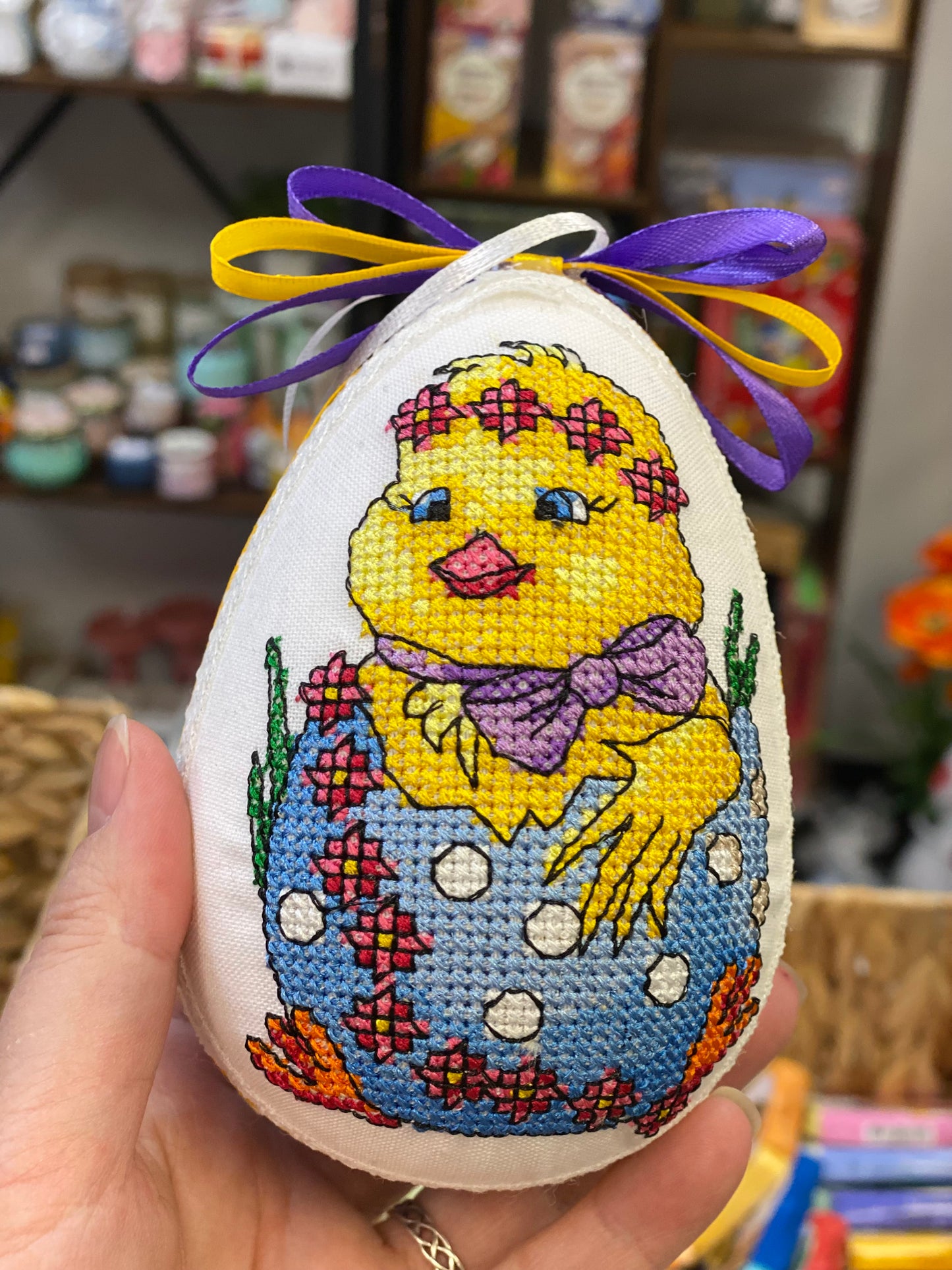 Вишита писанка (велика)