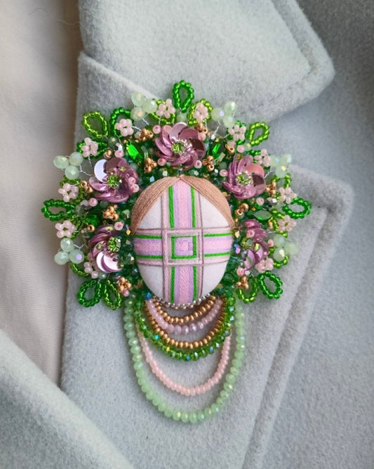 Брошка берегиня!