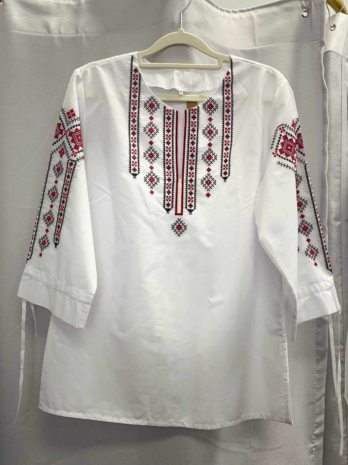 Вишиванка жіноча