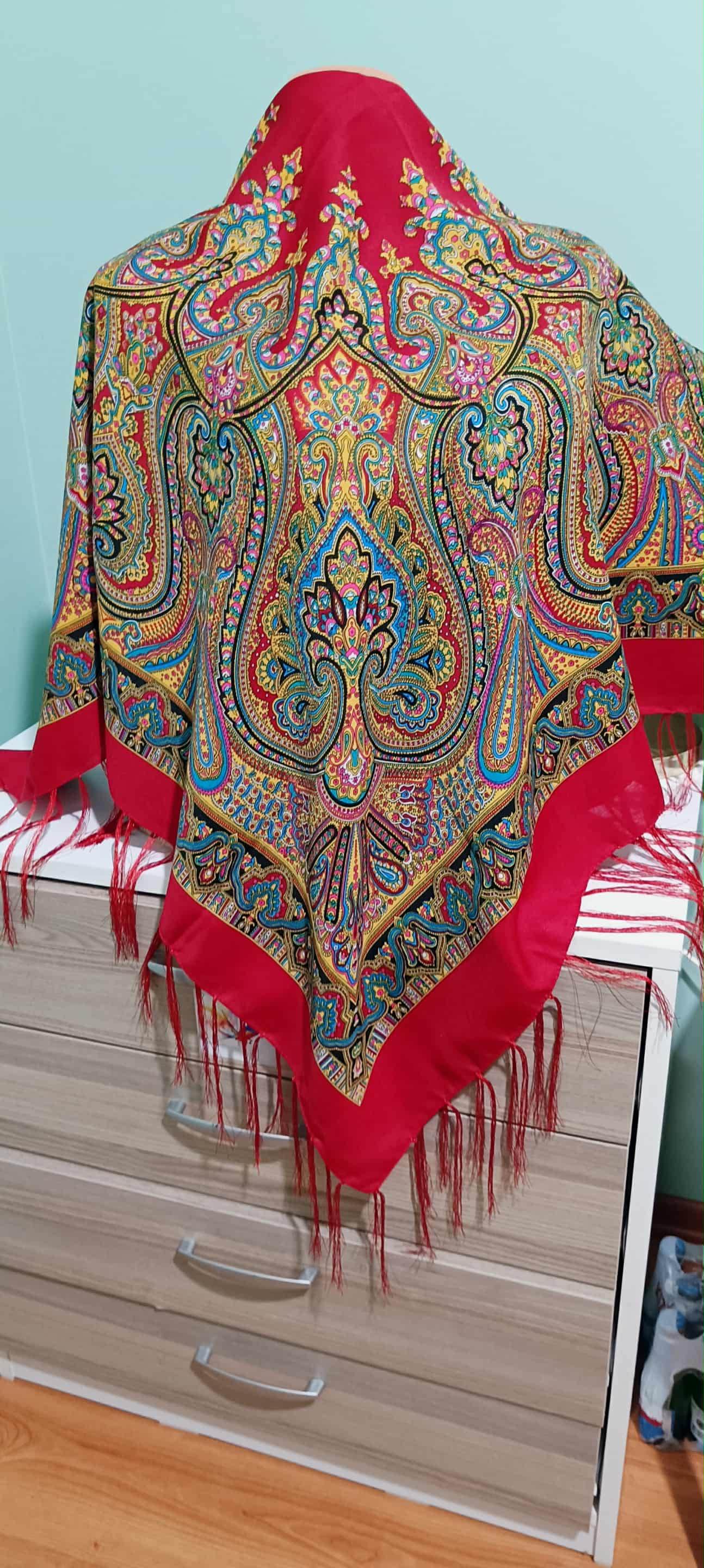 Хустина шальова