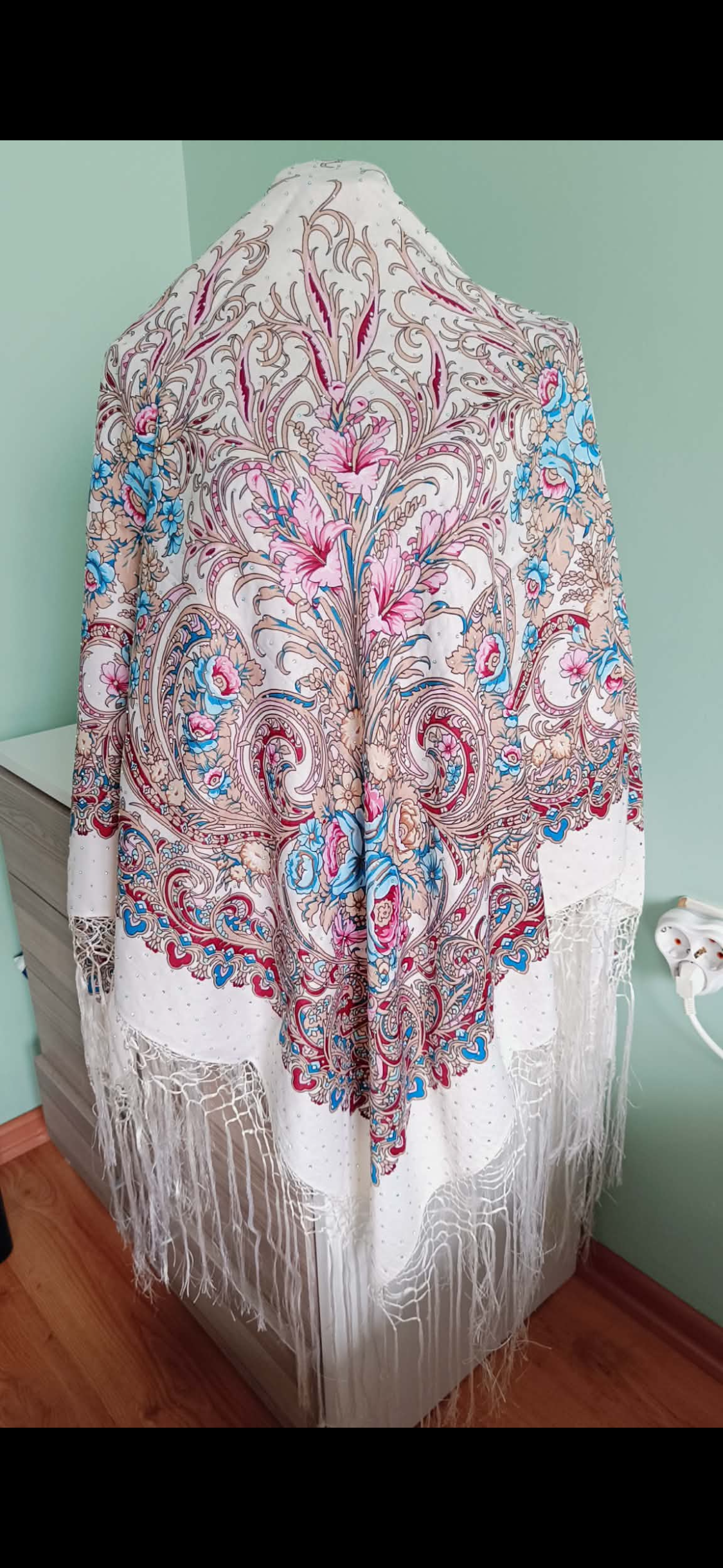 Embroidered scarf/ шальова хустина з камінцями