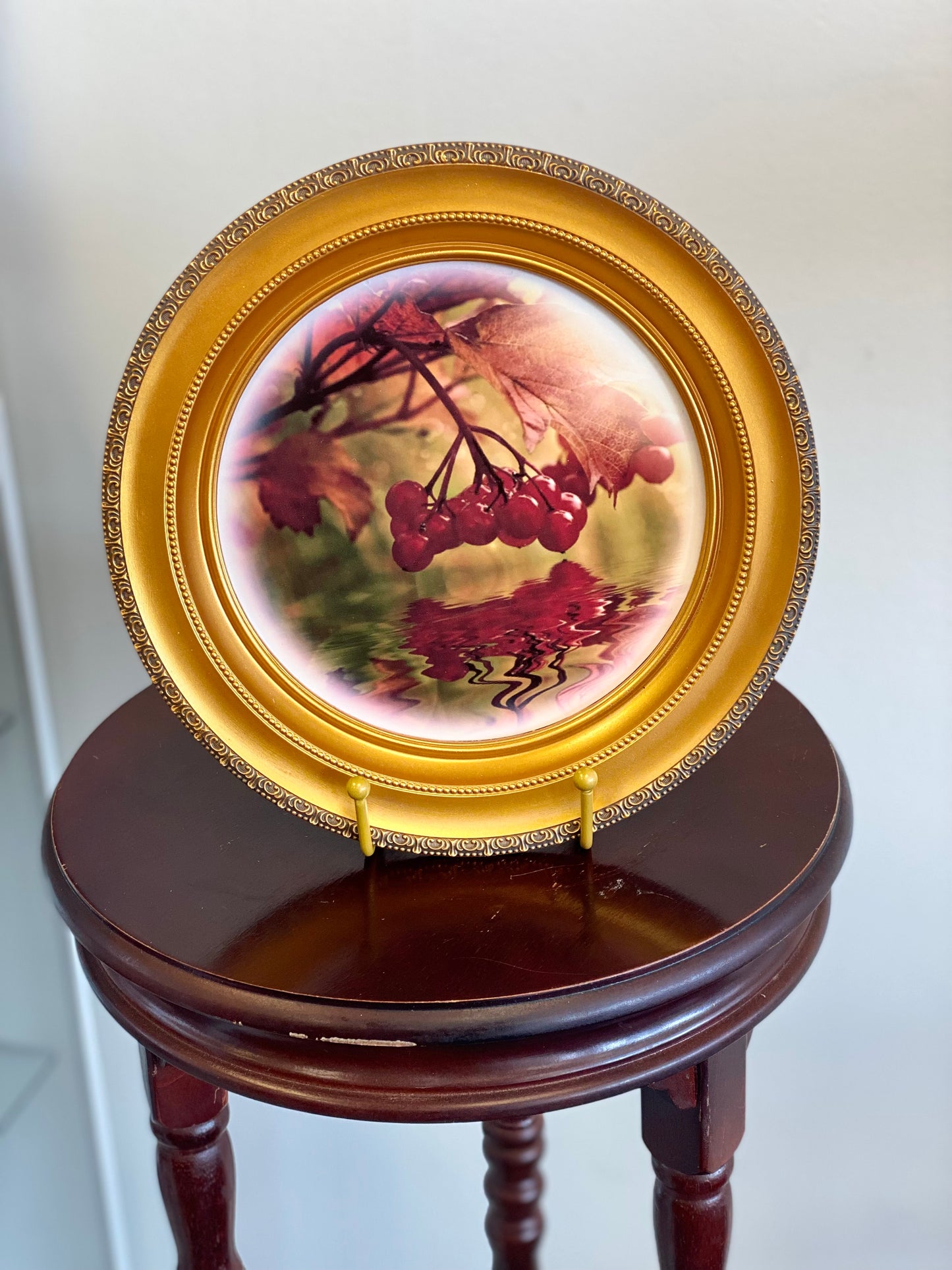 Decorative Ukrainian plate ‘Kalyna’/…декоратина підвісна тарілка ʼКалинаʼ