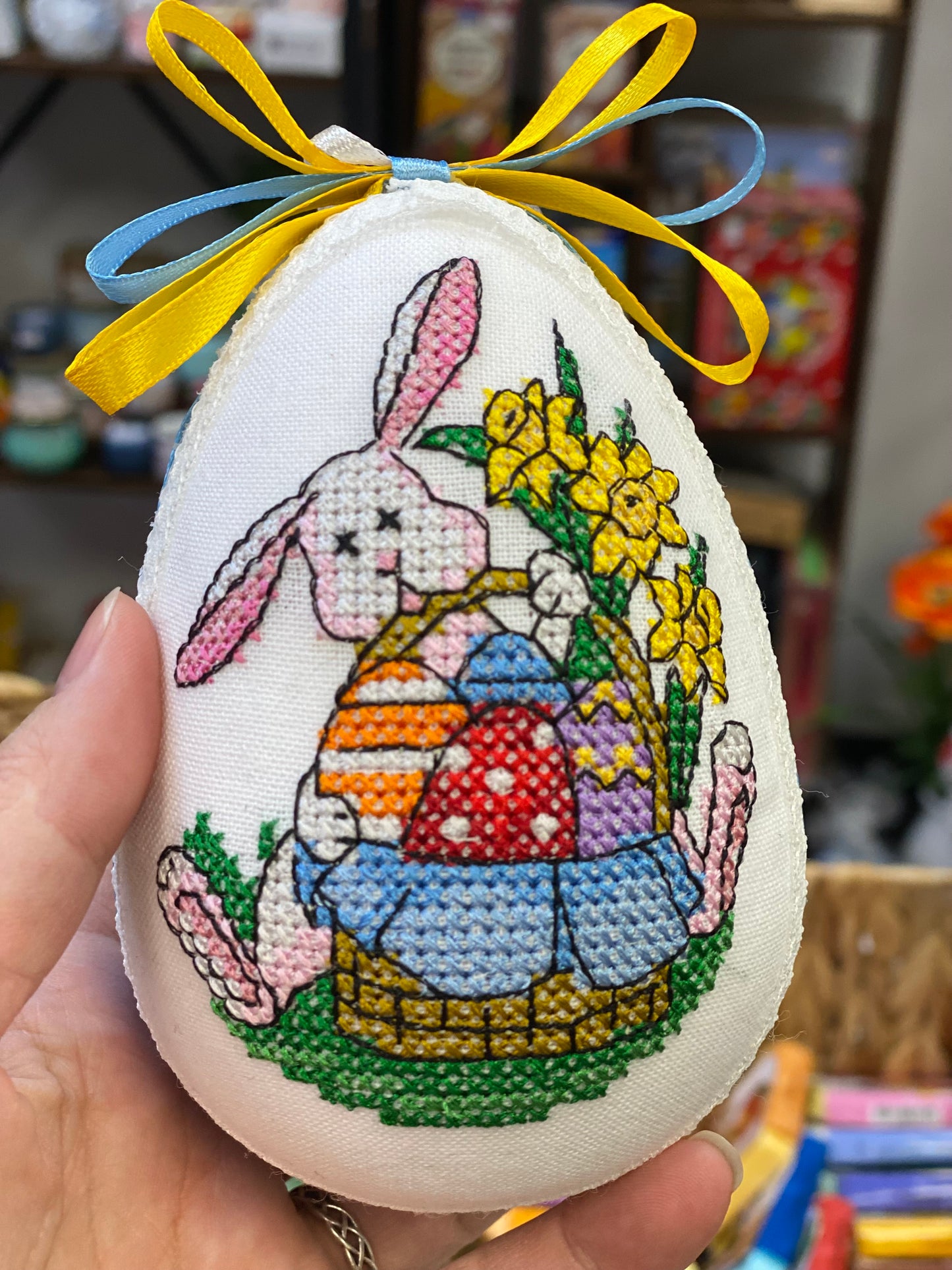 Вишита писанка (велика)