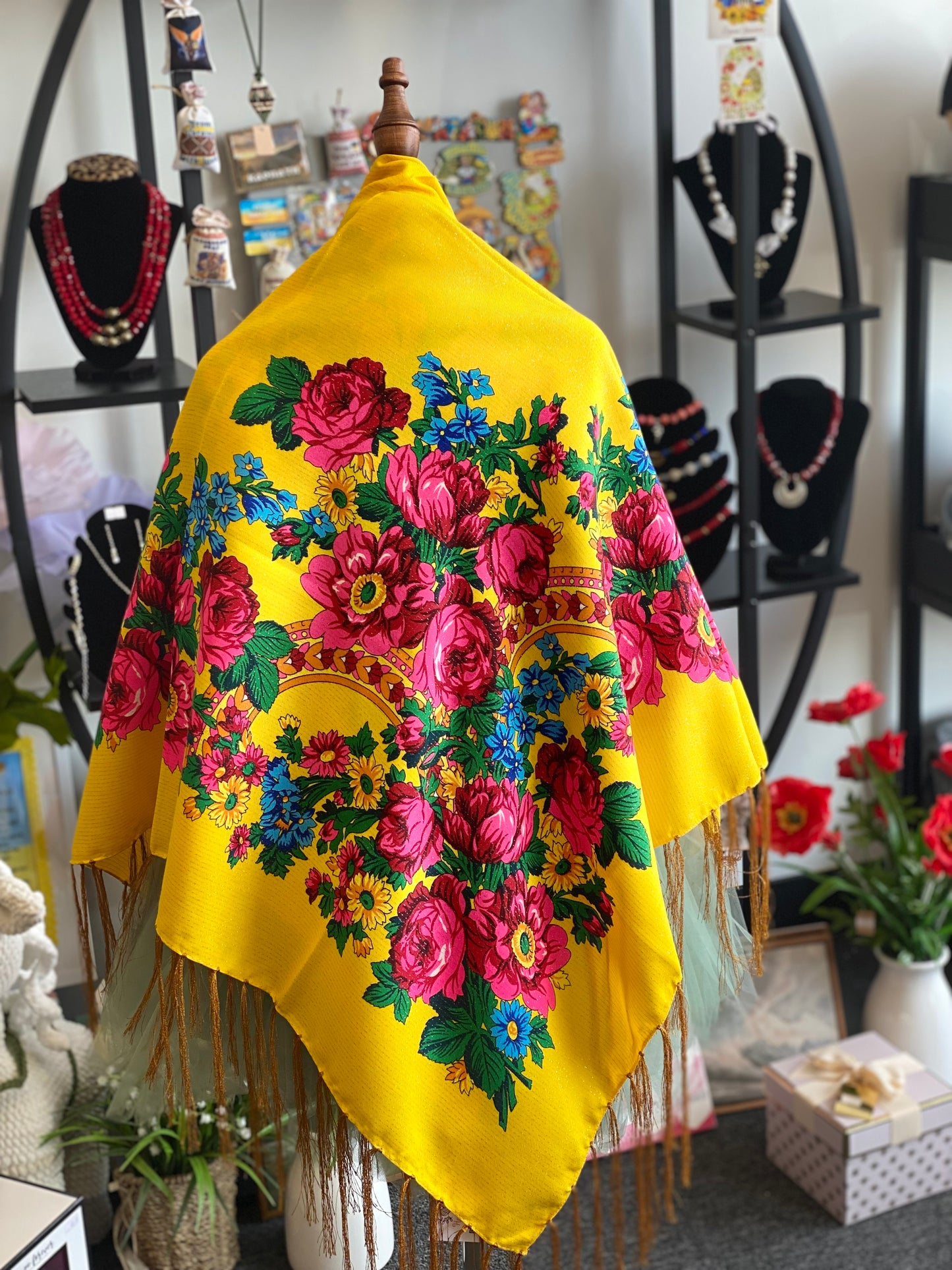 Хустина шальова