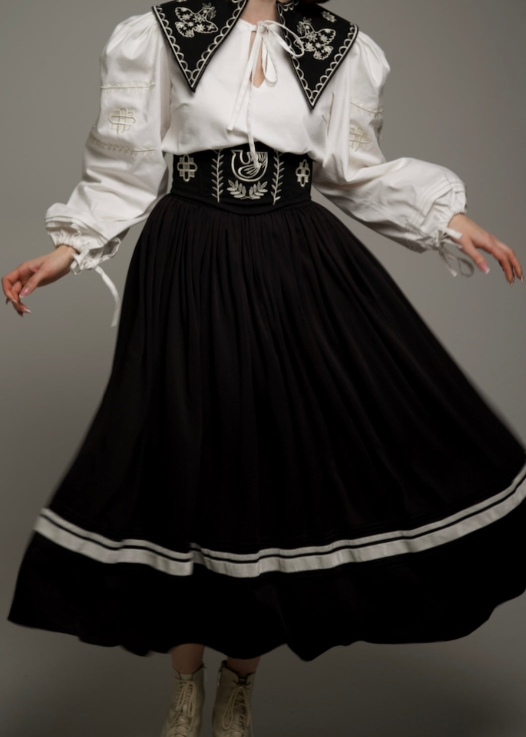 Жіночий стрій