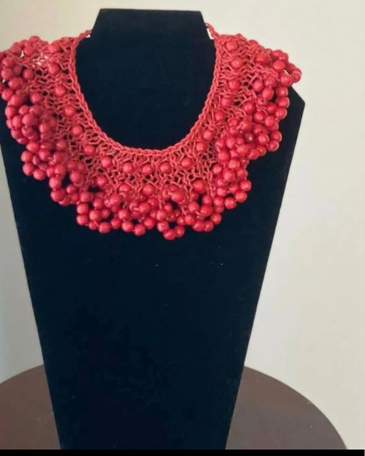 Red wooden necklace/…намисто з девʼятих бусин