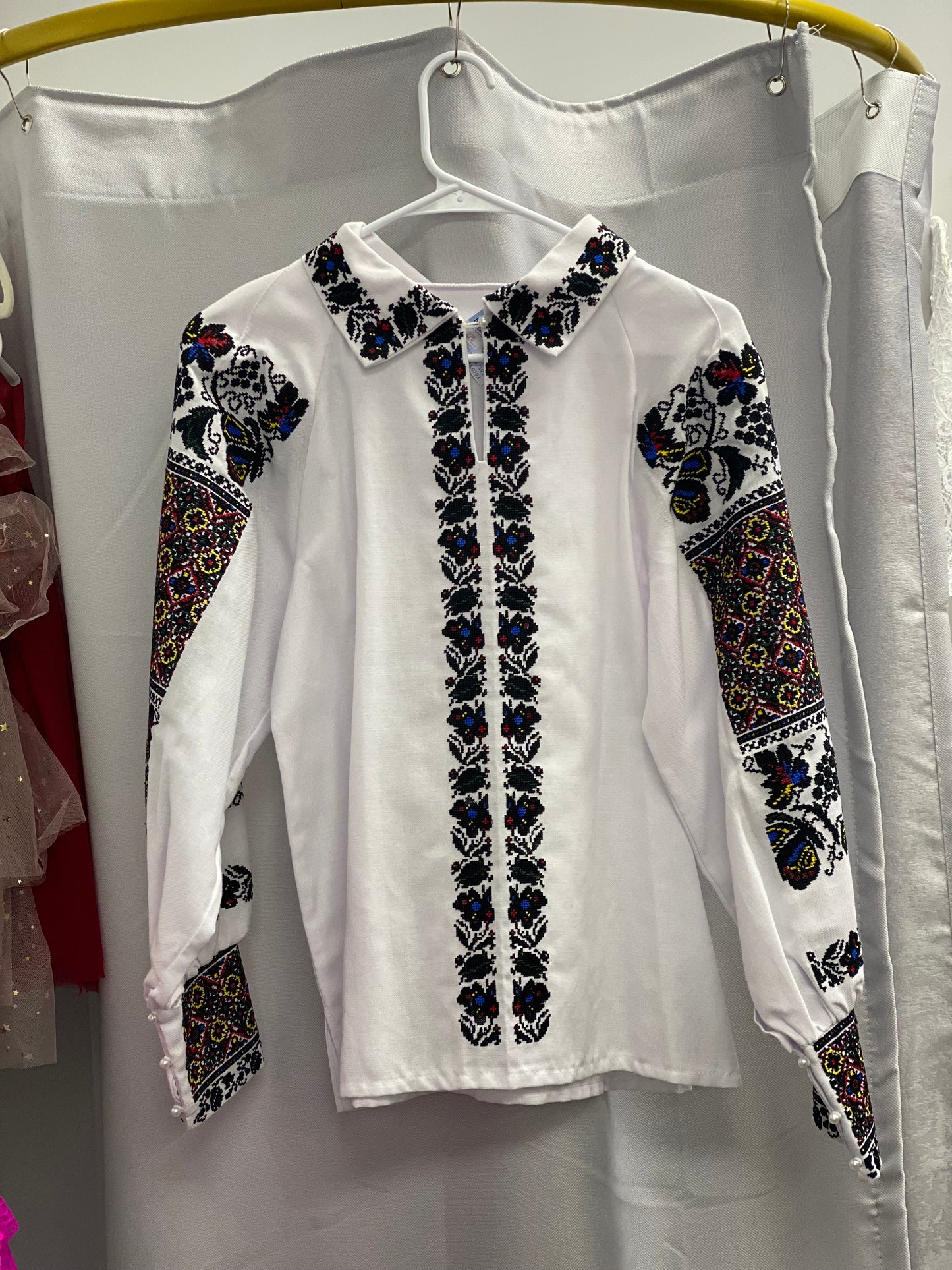 Embroidered blouse/…жіноча вишиванка