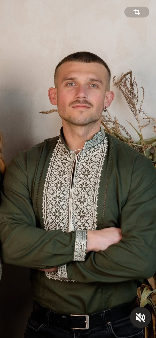 Embroidered shirt/ чоловіча вишиванка